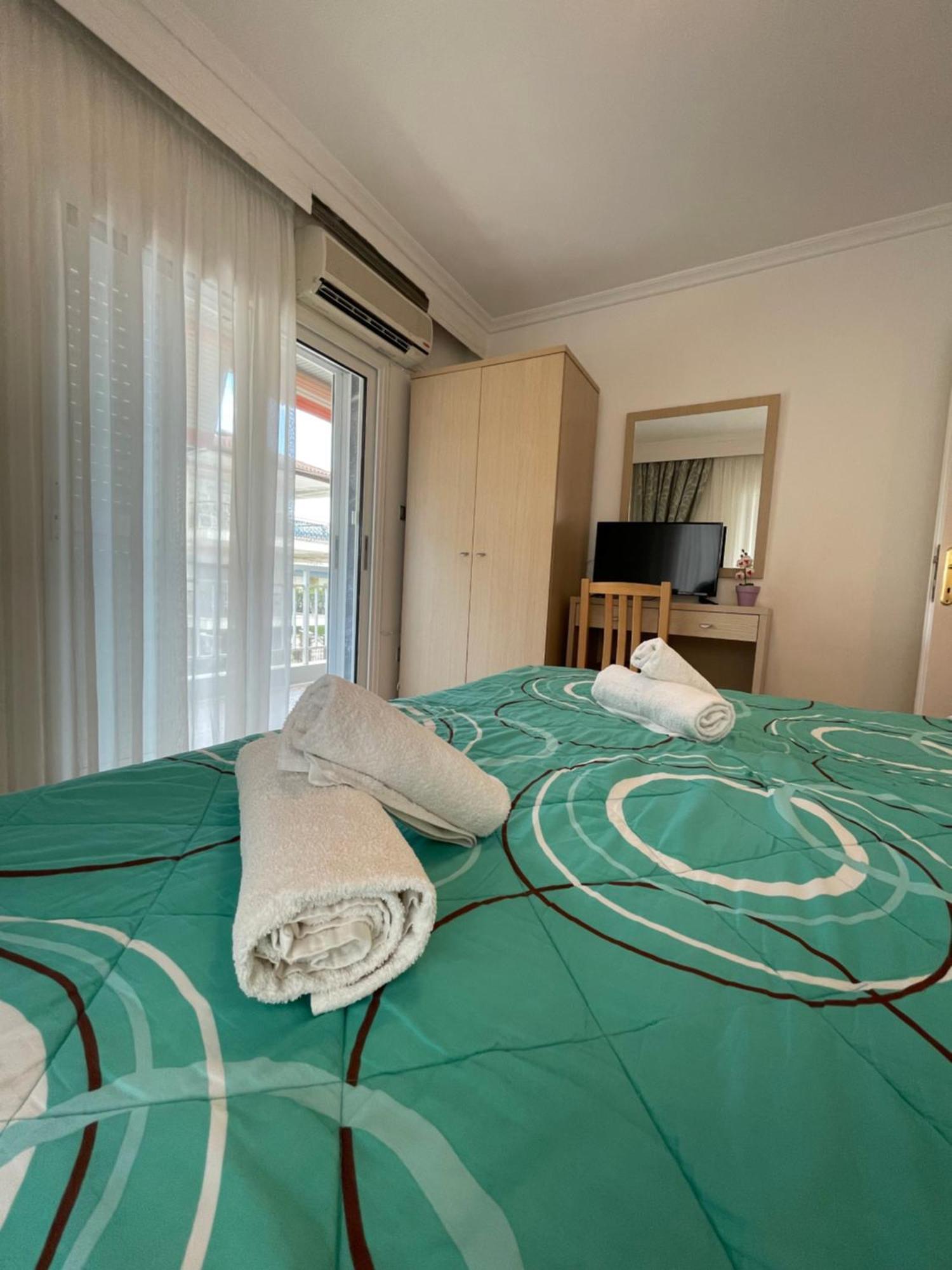 Maria Apartments ปาลาเรีย ดิโอนิซีอู ภายนอก รูปภาพ