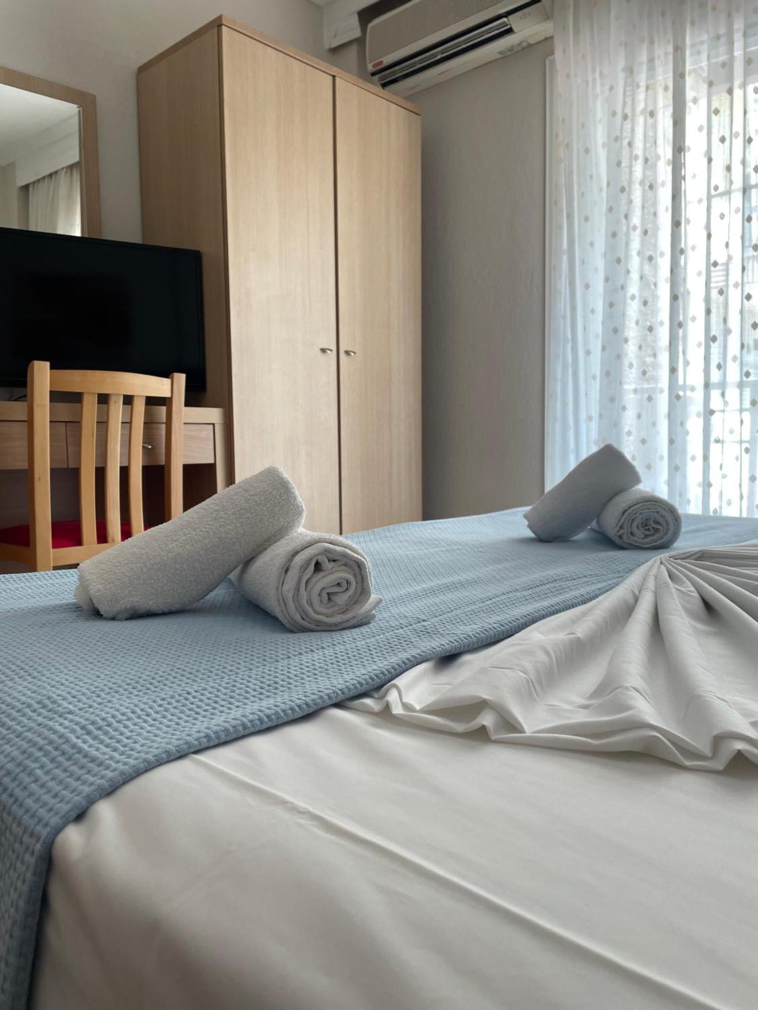 Maria Apartments ปาลาเรีย ดิโอนิซีอู ภายนอก รูปภาพ