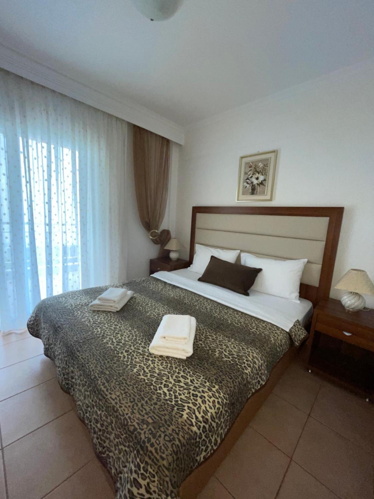 Maria Apartments ปาลาเรีย ดิโอนิซีอู ภายนอก รูปภาพ